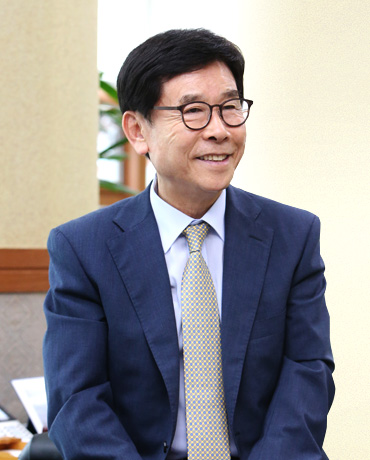 Mayor of Sacheon SONG DO GEUN